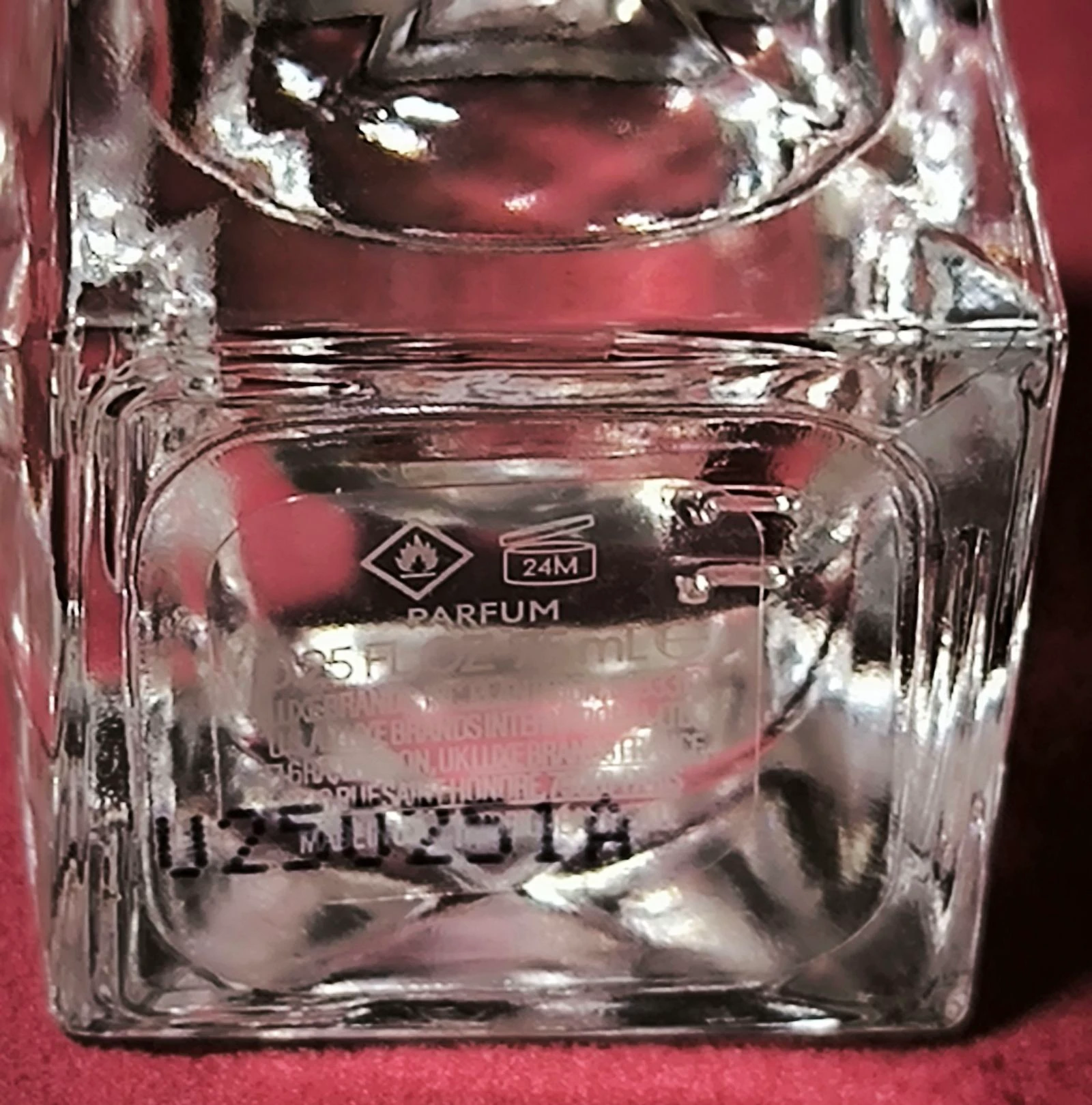 Perfume XO Khloé Kardashian – photo 8